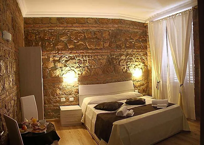 Freedom Oda ve Kahvaltı 4*